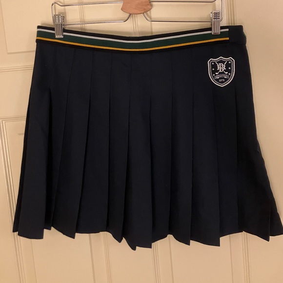 Banana Republic Dresses & Skirts - Banana republic athletics heritage navy blue wool blend mini skirt tennis 34 12